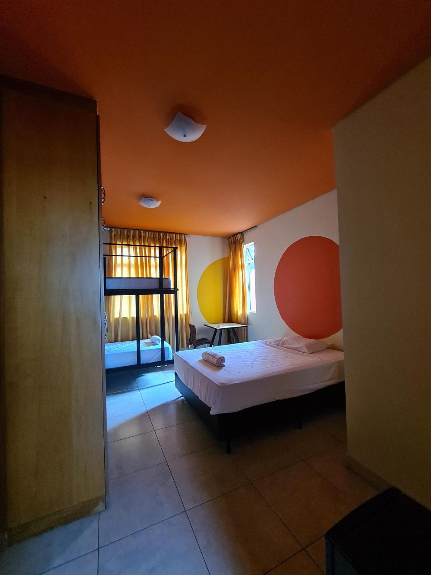 Poente Hostel Belo Horizonte Extérieur photo